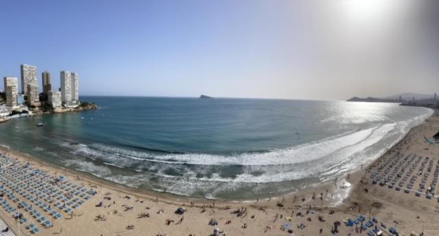 Precioso Apartamento A Estrenar En Primera Linea De Playa Benidorm Exterior photo